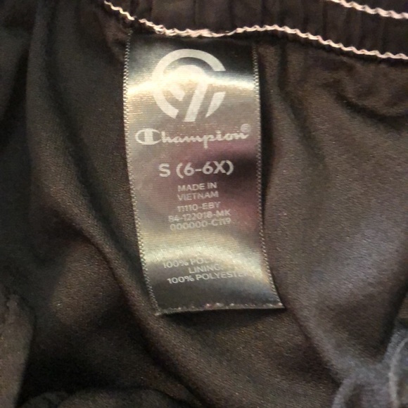 CHAMPION Girls’ Black Running Shorts - Picture 7 of 9